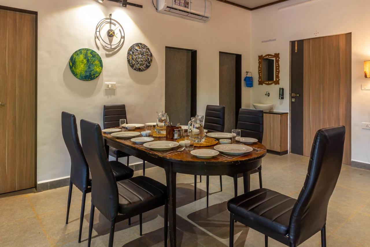 Saffronstays Apricus Farm, Karjat Exteriör bild