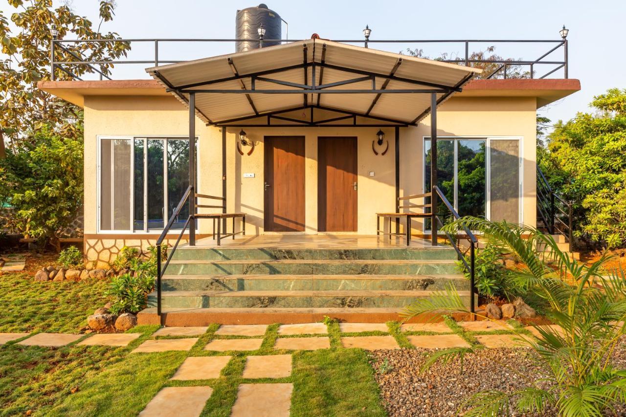Saffronstays Apricus Farm, Karjat Exteriör bild